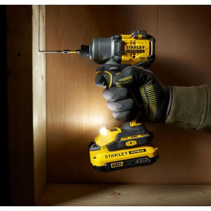 Stanley Fatmax SFMCF830D2K-QW Visseuse à chocs sans fil 18V Brushless - Couple 203 Nm - 2 Batteries 2 Ah & Chargeur & Mallette de Transport