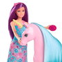 Barbie - Poupée Barbie et sa Licorne avec crinière et queue à coiffer - Jouet avec accessoires et paillettes - Référence Hyt62