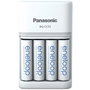 Panasonic Chargeur de batterie K-KJ55MCD40E avec 4 piles