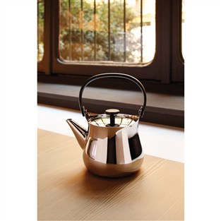 Alessi NF01 - Bouilloire et théière Cha en acier inoxydable 18/10 design Naoto Fukasawa, pour plaques induction et toutes sources de chaleur