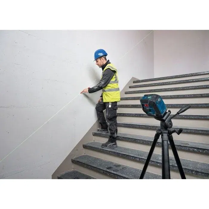 Bosch Professional GLL 20-22 G - Laser de nivellement rotatif vert - Portée 20 m - Précision ± 0.3 mm/m - Dual Power (batterie Li-ion/piles AA) - Protection IP65 Bosch Professional GLL 20-22 G - Laser de nivellement rotatif vert - Portée 20 m - Précision ± 0.3 mm/m - Dual Power (batterie Li-ion/piles AA) - Protection IP65