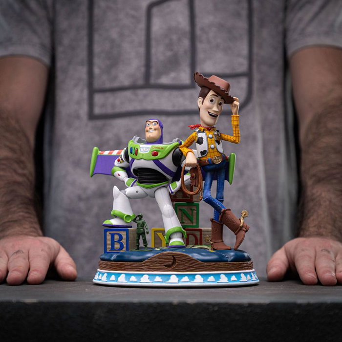Toy Story statuette 1/10 Deluxe Art Scale Buzz & Woody 38 cm Toy Story statuette 1/10 Deluxe Art Scale Buzz & Woody 38 cm