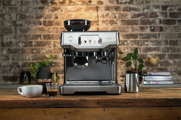Sage SES880BSS4EEU1 Cafetière Barista Touch™ - Cafetière Espresso avec Moulin Intégré, Ecran Tactile et Texturisation Automatique du Lait - Compacte