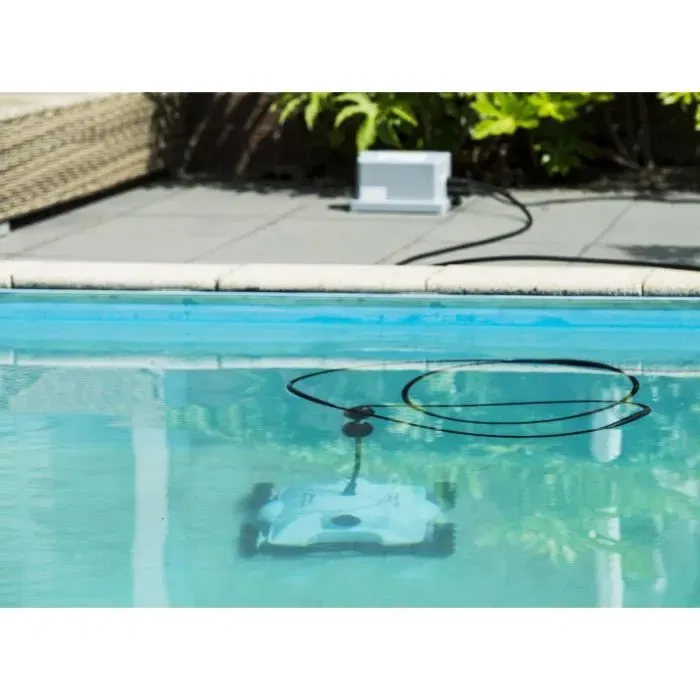 Ubbink Robotclean 1 - Robot nettoyeur de piscine avec filtre de 2 microns, adapté à tous revêtements pour bassins jusqu'à 6x10m