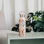 ERIK Gourde Isotherme en Acier Inox 500ml à Design Frida Kahlo, Double Paroi, Conservation 12h Chaud/24h Froid, Bouchon Bois, Sans BPA