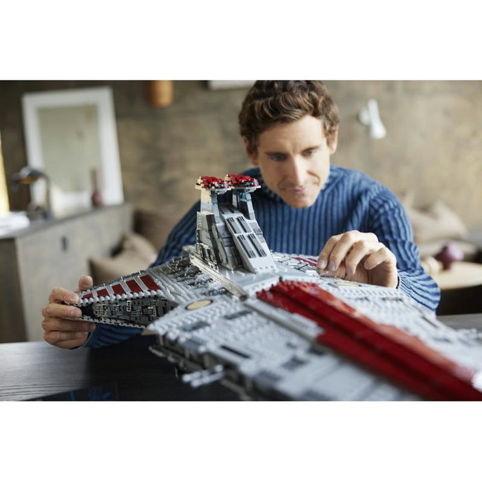 LEGO Star Wars Republikanischer Angriffskreuzer der Venator-Klasse Venator-Klasse (75367) 18+