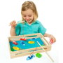 Molto - Jeu de pêche en bois pour enfants - 22 x 22 x 8.5 cm - Âge recommandé : 3 ans - Sans piles - Langues : espagnol, anglais