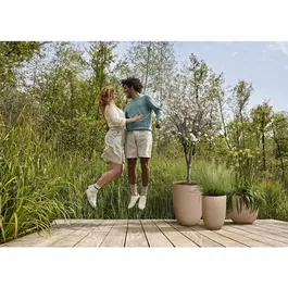 ELHO Pot de fleur haut Sereh Haut 30 - 22 L - Dimensions : 30 x 29.5 x 41 cm (L x B x H) - Marron - Usage balcon, intérieur et extérieur