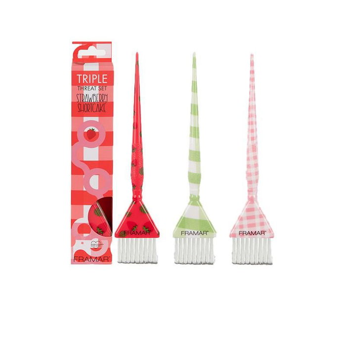 Framar - Triple Threat Brush Set Strawberry Shortcake - Kit de 3 brosses à couleur pour retouche, balayage et babylights avec poils AccuSoft et cônes de précision Framar - Triple Threat Brush Set Strawberry Shortcake - Kit de 3 brosses à couleur pour retouche, balayage et babylights avec poils AccuSoft et cônes de précision