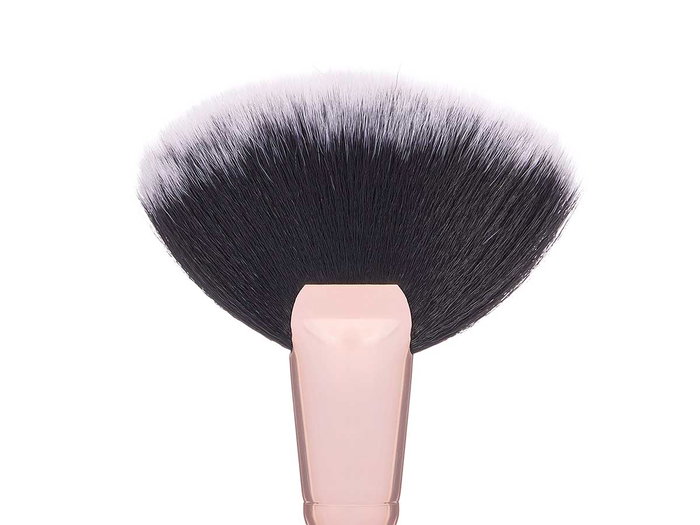 BERILO Pinceau de maquillage ovale Noir-Bronze BERILO Pinceau de maquillage ovale Noir-Bronze