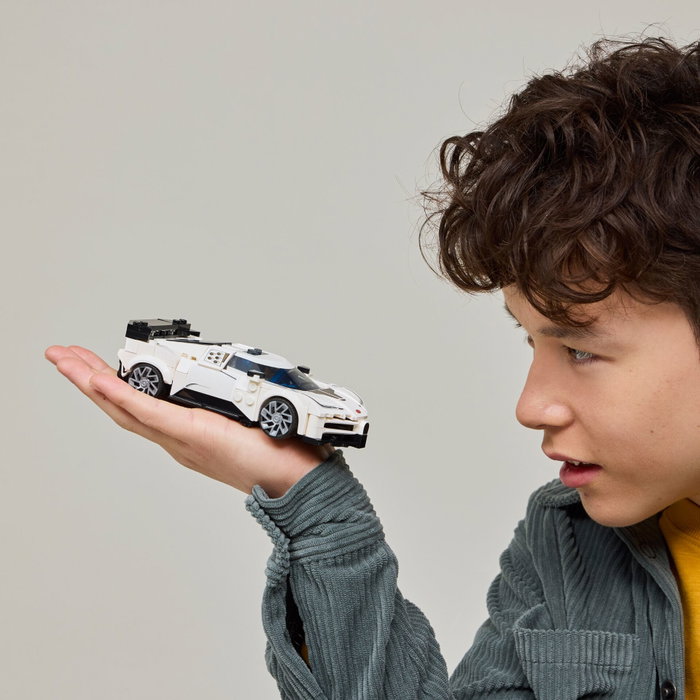 LEGO Speed Champions Bugatti Centodieci Hypercar LEGO Speed Champions Bugatti Centodieci Hypercar