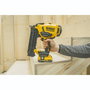 DeWalt DCN210SD2-QW Cloueur à pointes sans fil 18V/2Ah