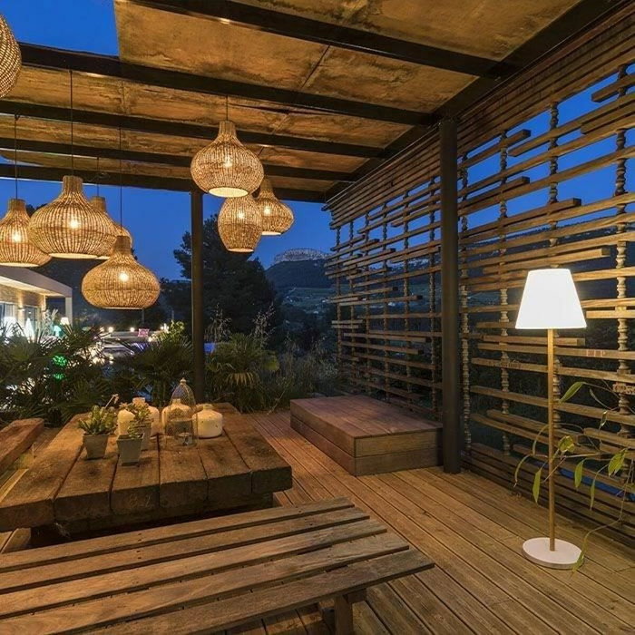 Lumisky Standy Mini Wood Solar - Lampe de table solaire LED dimmable