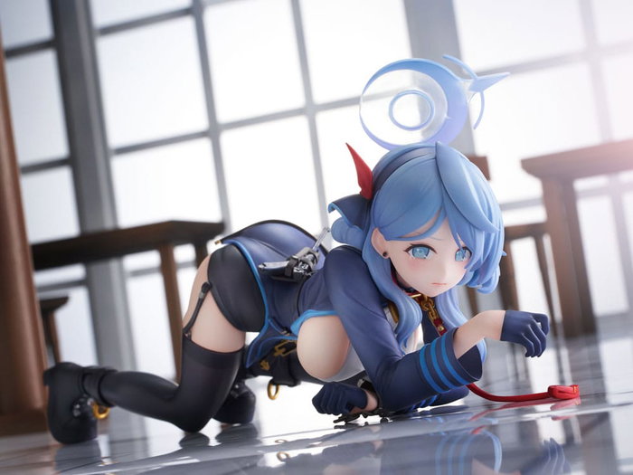 Ami Ami Blue Archive Statuette Ako Memorial Lobby Ver. 1/7