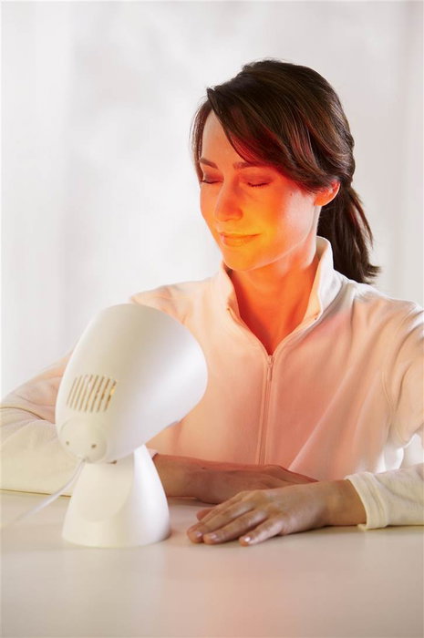 Beurer IL-11 Lampe infrarouge compacte avec intensité et inclinaison réglables - 5 niveaux - Pour récupération musculaire