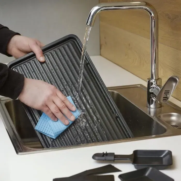 Severin Appareil à Raclette et Grill RG9670 - 8 Personnes, Plaque 41.7 x 26.3 cm, 1400 W, Poêlons Inclus, Multifonction