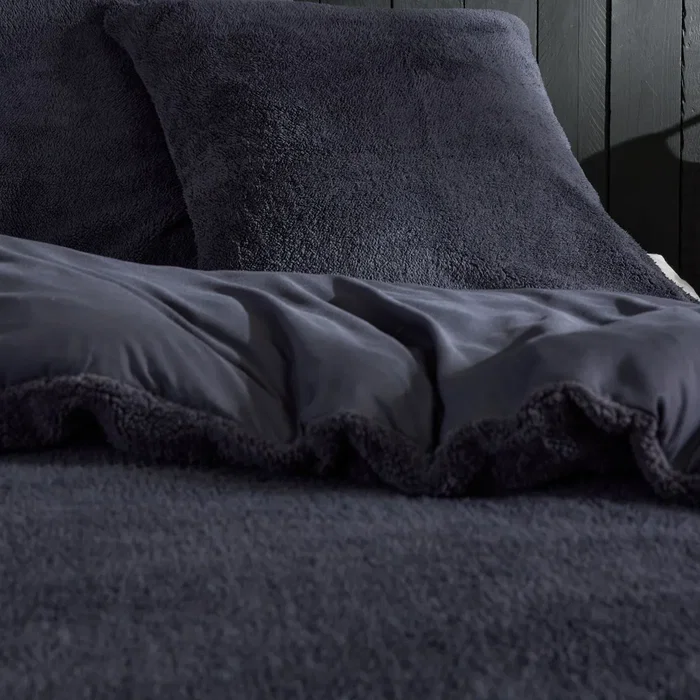 Today Parure de lit Teddy Collection Bien au Chaud Housse de couette 240x220 cm + 2 taies 63x63 cm Lit 2 personnes Gris anthracite Microfibre et polaire