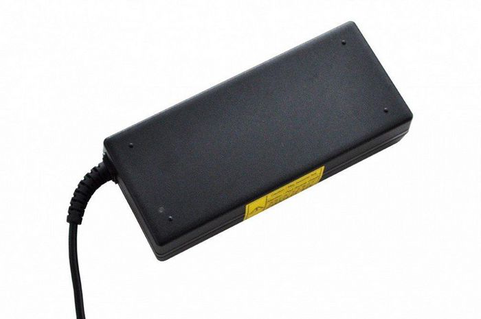 Acer Adaptateur secteur 90W, 19V, 4.74A, 100-240V, 50-60Hz Acer Adaptateur secteur 90W, 19V, 4.74A, 100-240V, 50-60Hz