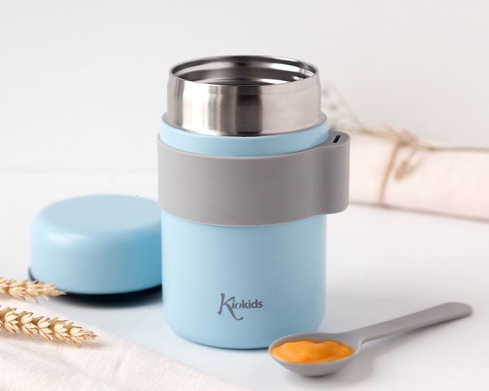 KioKids - Thermos pour bébé en acier inoxidable de 500 ml avec cuillère bleue, maintient la température 12h, pour purées et compotes KioKids - Thermos pour bébé en acier inoxidable de 500 ml avec cuillère bleue, maintient la température 12h, pour purées et compotes