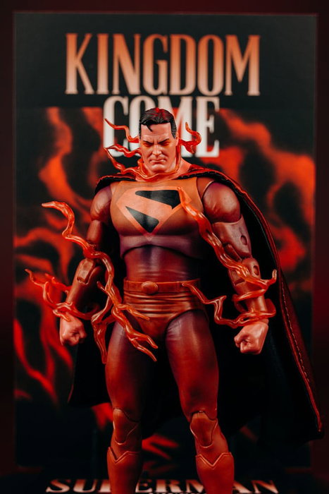McFarlane Toys DC Multiverse McFarlane Cover Recreations Superman (Kingdom Come) (Gold Label) 18 cm