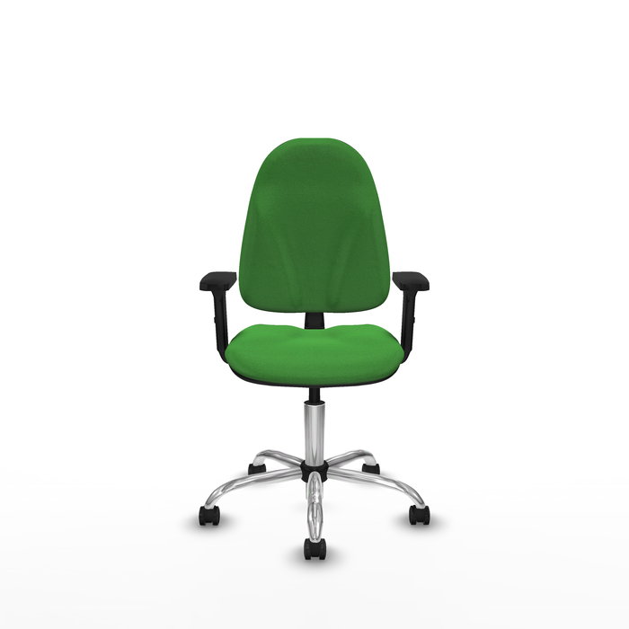 Chaise de bureau Algarra avec mécanisme Contact permanent de base, rembourrée de tissu vert. Équipée d'une base chromée, d'accoudoirs 2D et de roulettes pour parquet