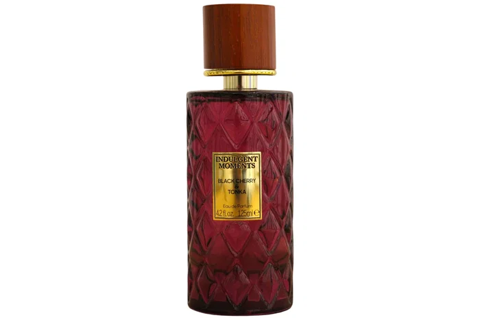 Indulgent Moments Black Cherry & Tonka Eau de Parfum 125 ml Indulgent Moments Black Cherry & Tonka Eau de Parfum 125 ml