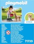 Playmobil My Life - Figurine patineuse avec chien Retriever - Jeu de figurines pour enfants à partir de 4 ans