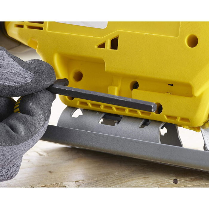 Stanley Fatmax Scie sauteuse sans fil SFMCS600B-XJ 18V Stanley Fatmax Scie sauteuse sans fil SFMCS600B-XJ 18V