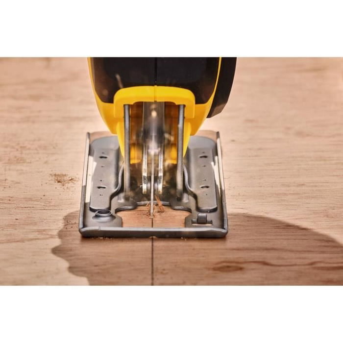 Stanley Fatmax Scie sauteuse sans fil SFMCS600B-XJ 18V Stanley Fatmax Scie sauteuse sans fil SFMCS600B-XJ 18V