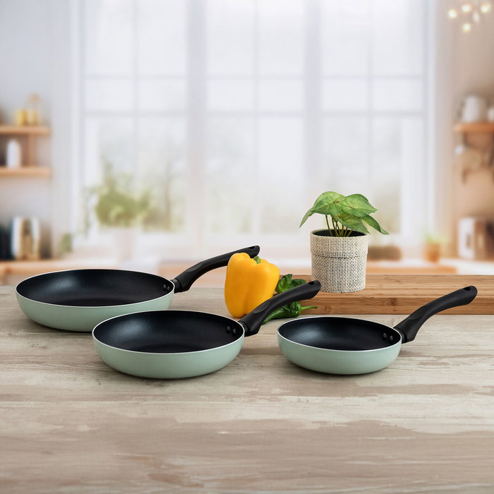 Quid Set de 3 Sartenes Tropic en Aluminium Estampé Vert 18-22-26 cm Compatible Induction, Gaz, Électrique, Vitrocéramique