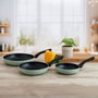 Quid Set de 3 Sartenes Tropic en Aluminium Estampé Vert 18-22-26 cm Compatible Induction, Gaz, Électrique, Vitrocéramique