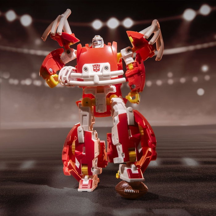 Transformers x NFL figurine Kansas City Chiefs: KC-59 14 cm Transformers x NFL figurine Kansas City Chiefs: KC-59 14 cm