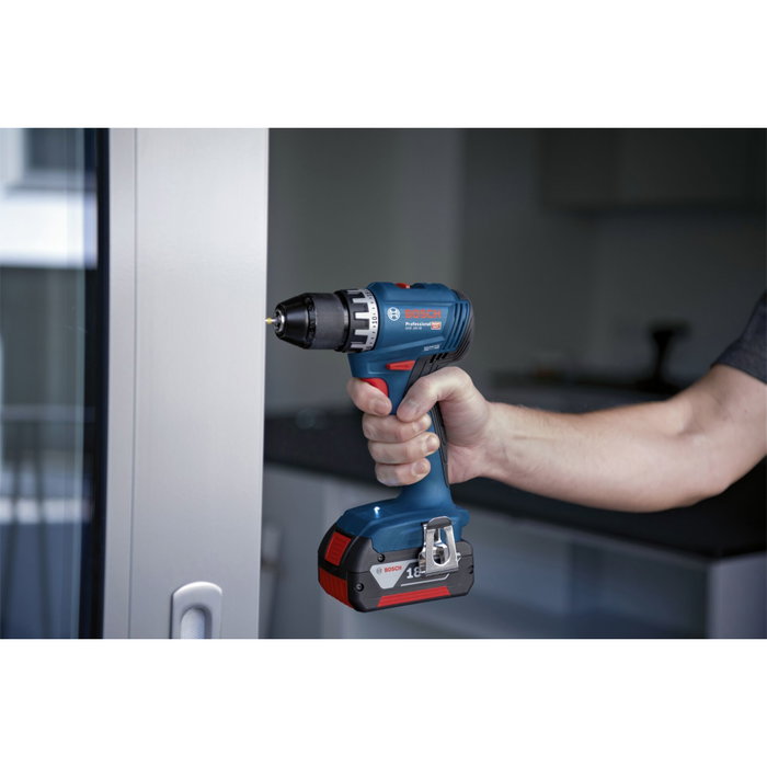 Bosch GSR 18V-45 Perceuse-visseuse sans fil Professional, 2x 2,0Ah, 82 accessoires, L-Case