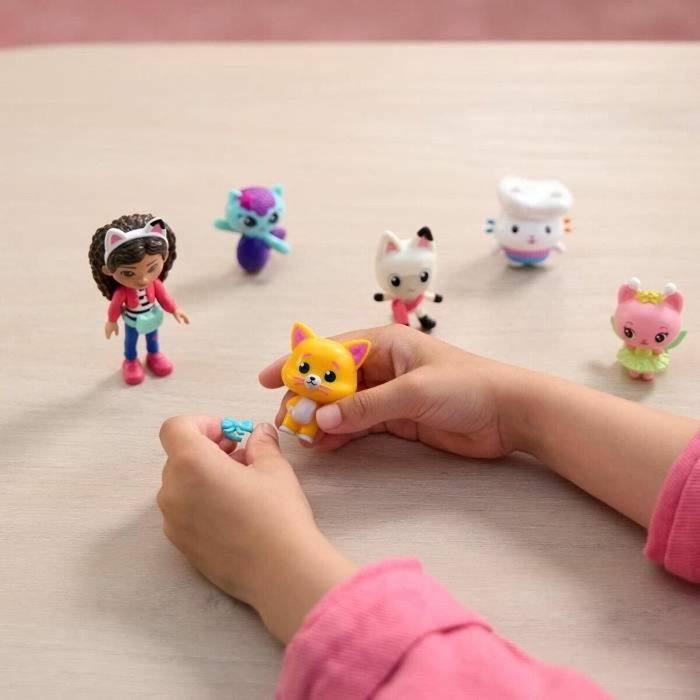 Spin Master Gabby et la Maison Magique - Coffret 6 figurines et 5 accessoires Petits Chatons Spin Master Gabby et la Maison Magique - Coffret 6 figurines et 5 accessoires Petits Chatons