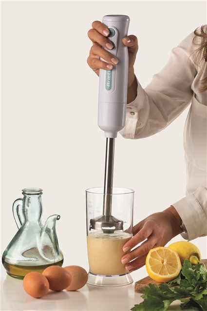 Ariete Mixeur Plongeant 3 en 1 700W Breakfast Blanche 601/11 Ariete Mixeur Plongeant 3 en 1 700W Breakfast Blanche 601/11