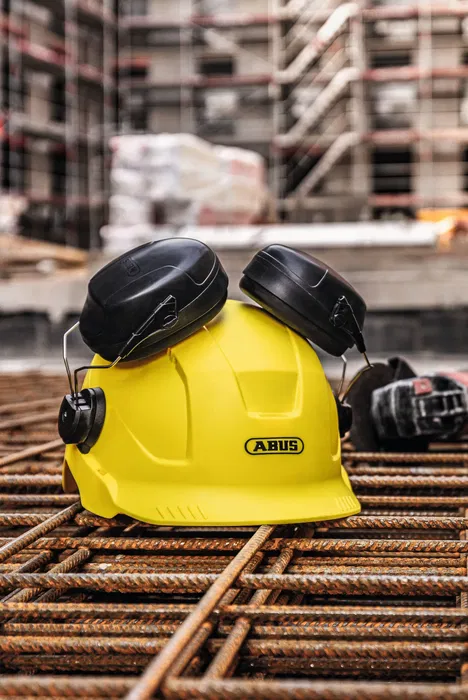 ABUS SPECTOR/SCATOR Casque de protection antibruit avec arceau réglable 360°, compatible Euroslot 30 mm