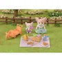 Sylvanian Families - Set de pique-nique Fennec avec 2 personnages, vélo et accessoires (nappe, panier, thermos, vaisselle, nourriture) - Jouet pour enfants dès 3 ans