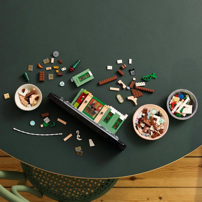 LEGO Icons Le café français 10362
