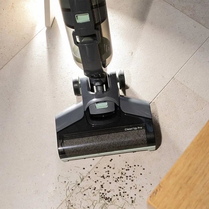 Livoo DOH147V CLEAN'UP PRO Aspirateur balai laveur sans fil - Noir Livoo DOH147V CLEAN'UP PRO Aspirateur balai laveur sans fil - Noir