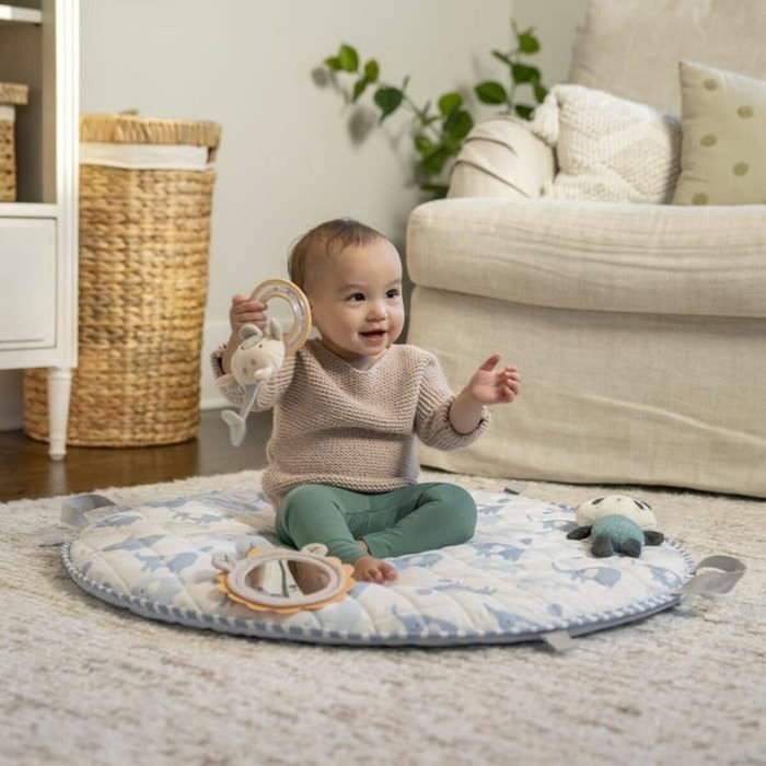 Ingenuity Tapis d'éveil Cosy Spot Elephant Bleu et Bois Ingenuity Tapis d'éveil Cosy Spot Elephant Bleu et Bois