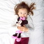 Simba Peluche Minnie avec vêtement rose de 25 cm - Licencié Minnie - Version multilingue (anglais, français, allemand, italien, portugais, espagnol)