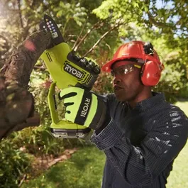 Ryobi Élagueur sur Perche Sans Fil 18V ONE+ Brushless, Guide de 10 cm, Vitesse 6 m/s, Tendeur Sans Outil, avec Batterie 2.0 Ah et Chargeur RY18PSX10A-120