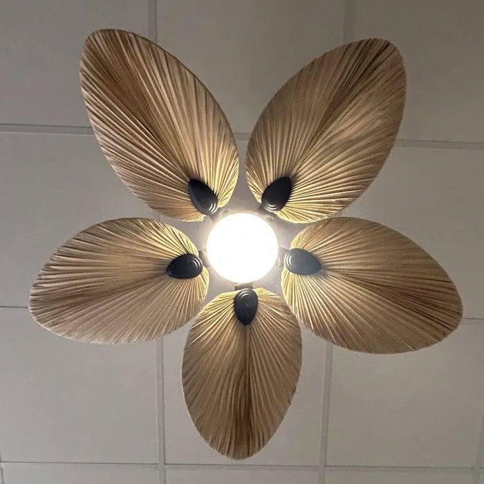 Farelek Ventilateur Plafonnier Makani 132 cm avec Éclairage LED 18 W - Ventilateur et Lumière, Diffusion d'Air Homogène pour Grands Espaces Farelek Ventilateur Plafonnier Makani 132 cm avec Éclairage LED 18 W - Ventilateur et Lumière, Diffusion d'Air Homogène pour Grands Espaces