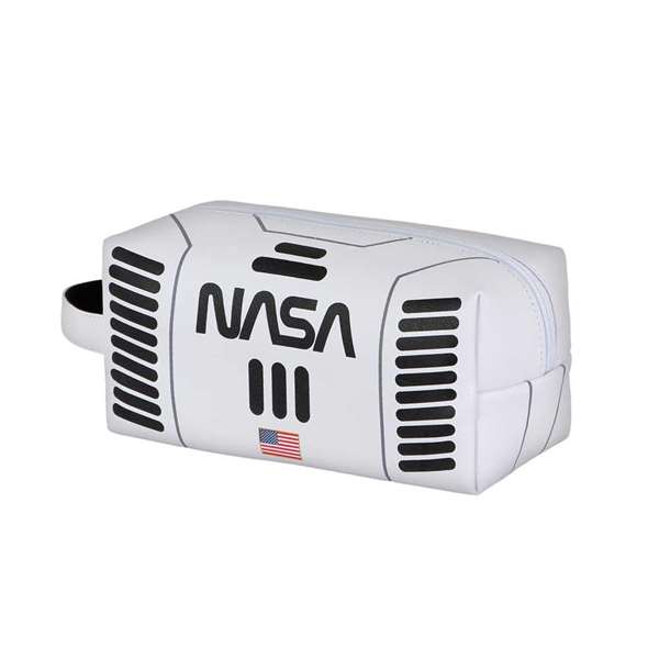 Karactermania Nécessaire de Voyage NASA Brick Plus Spaceship - Nécessaire en PVC avec intérieur Polyester, 13 x 27 x 13 cm - Blanc Karactermania Nécessaire de Voyage NASA Brick Plus Spaceship - Nécessaire en PVC avec intérieur Polyester, 13 x 27 x 13 cm - Blanc