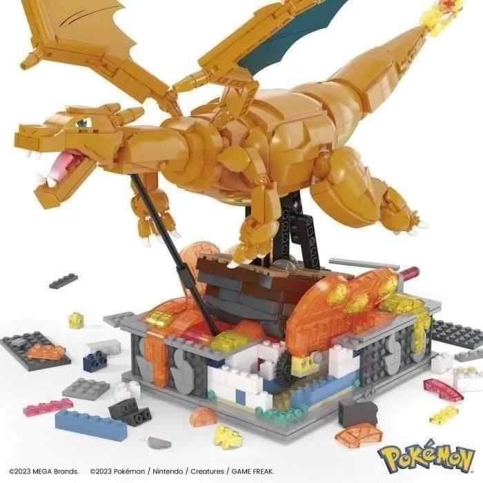 Mega Construx - HMW05 - Coffret de Construction Pokémon Dracaufeu en Mouvement (1663 pièces) - Figurine Articulée Détachable avec Base Décorative
