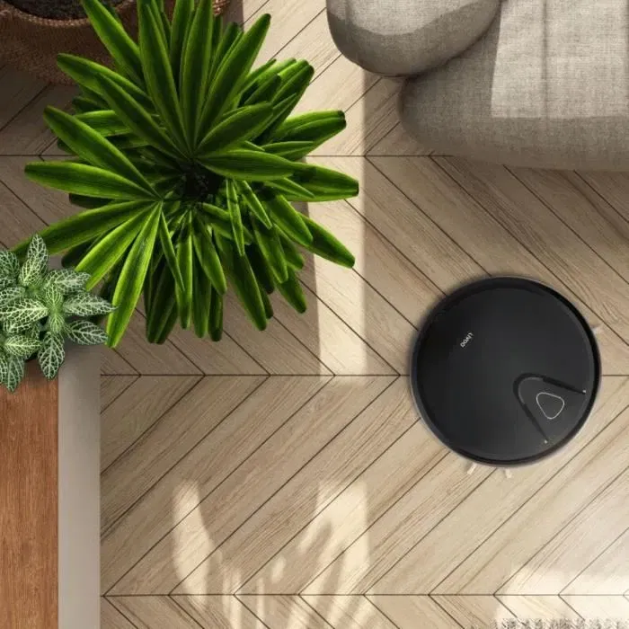 Livoo Robot Aspirateur DOH135N - 800 Pa - Autonomie 70 min - Réservoir 500 mL - Niveau sonore 67 dB - Noir Livoo Robot Aspirateur DOH135N - 800 Pa - Autonomie 70 min - Réservoir 500 mL - Niveau sonore 67 dB - Noir