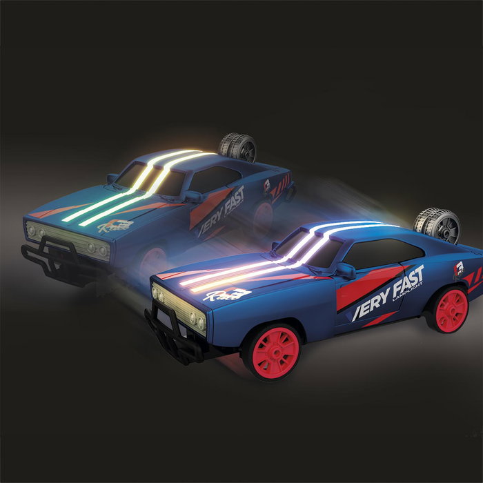 TACHAN - Voiture télécommandée RC Drift Rétro 2.4G, cônes inclus, multilingue (anglais, français, allemand, italien, portugais, espagnol), bleu et rouge avec éclairage LED