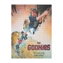 ERIK Puzzle The Goonies 500 Pièces, Taille Assemblé: 61x45,7 cm, Puzzle Vertical avec Poster A4 et Packaging Cylindrique
