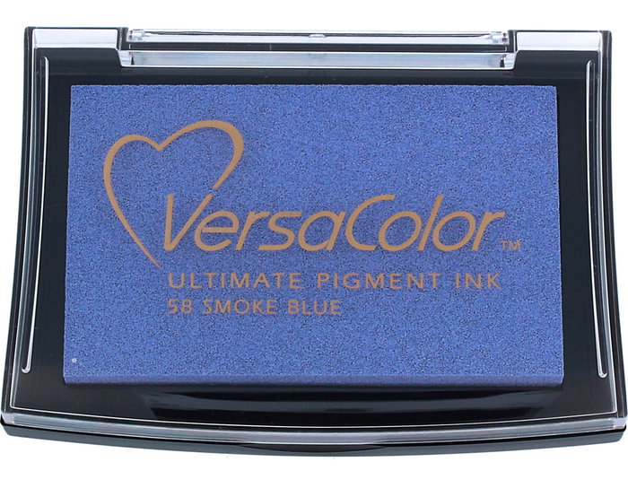 Tsukineko VERSACOLOR Tampon encreur bleu fumée opaque 95x65mm Tsukineko VERSACOLOR Tampon encreur bleu fumée opaque 95x65mm