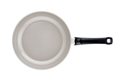 Fissler 157-220-24-100/0 Ceratal Classic, Poêle à revêtement céramique sans PFAS/PTFE 24 cm, Apto para inducción, avec manche ergonomique